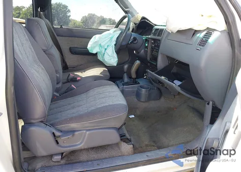 1999 Toyota Tacoma z USA, uszkodzony, nr VIN 4TAWN72N7XZ464885